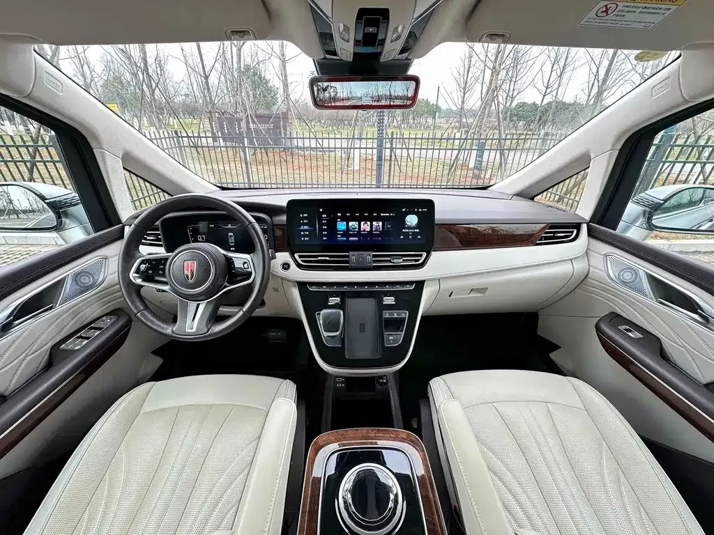 Hongqi HQ9 2022 из CN, фото 9