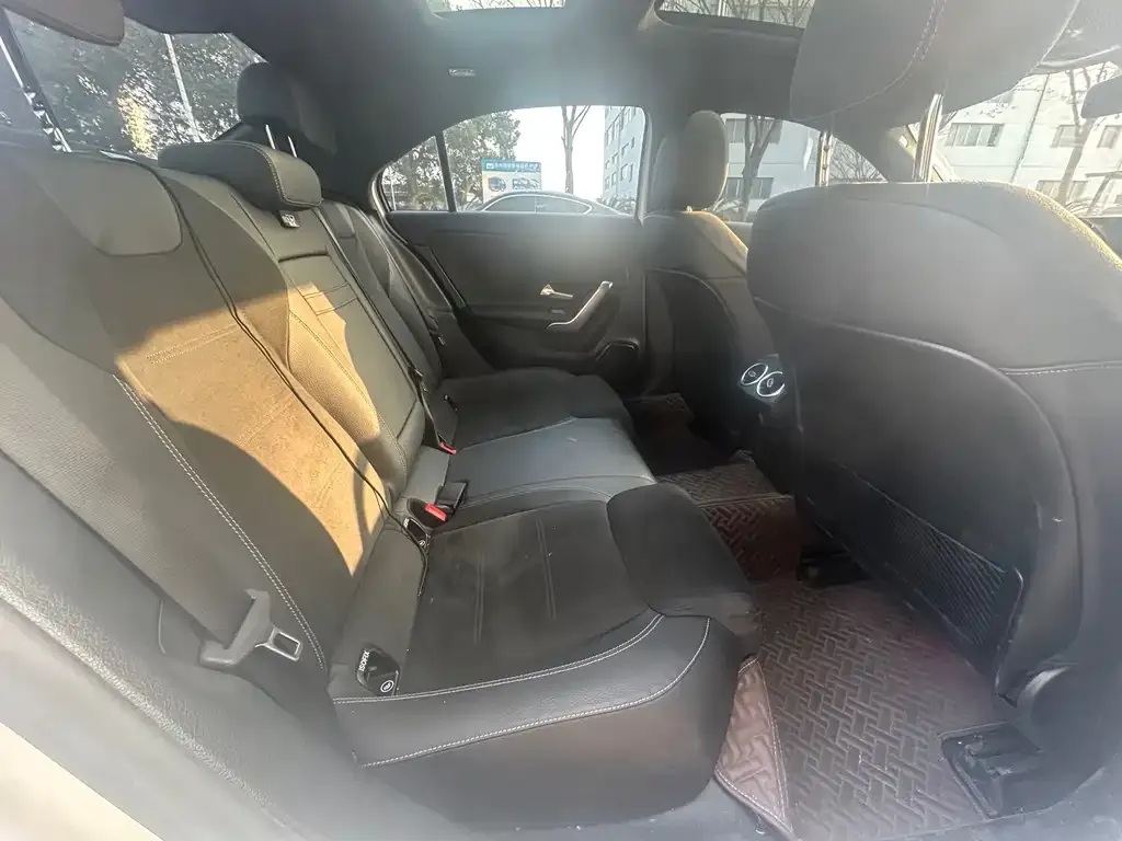 Mercedes-Benz A-Class 2021 из CN, фото 9