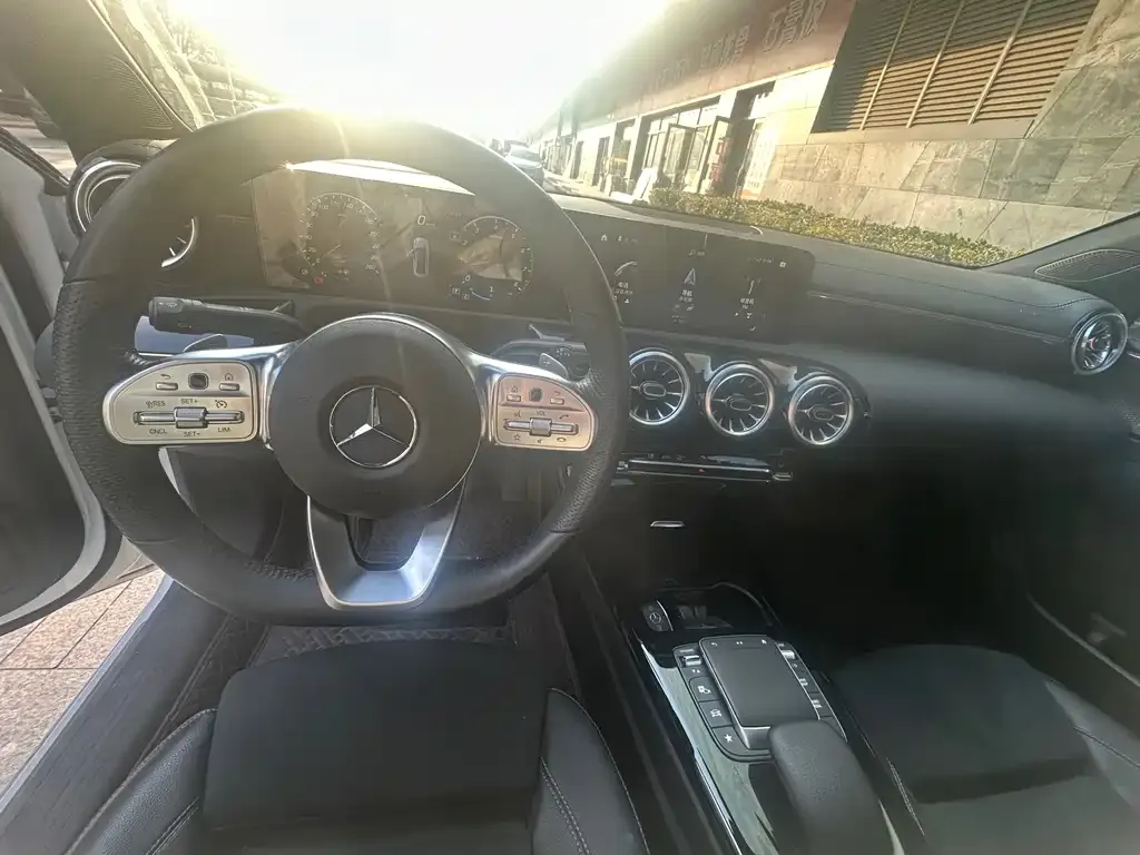 Mercedes-Benz A-Class 2021 из CN, фото 2