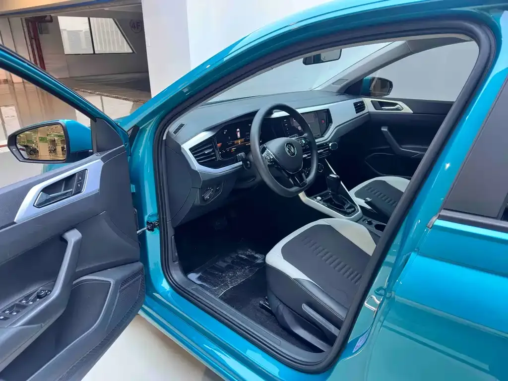 Volkswagen Polo 2022 из CN, фото 7