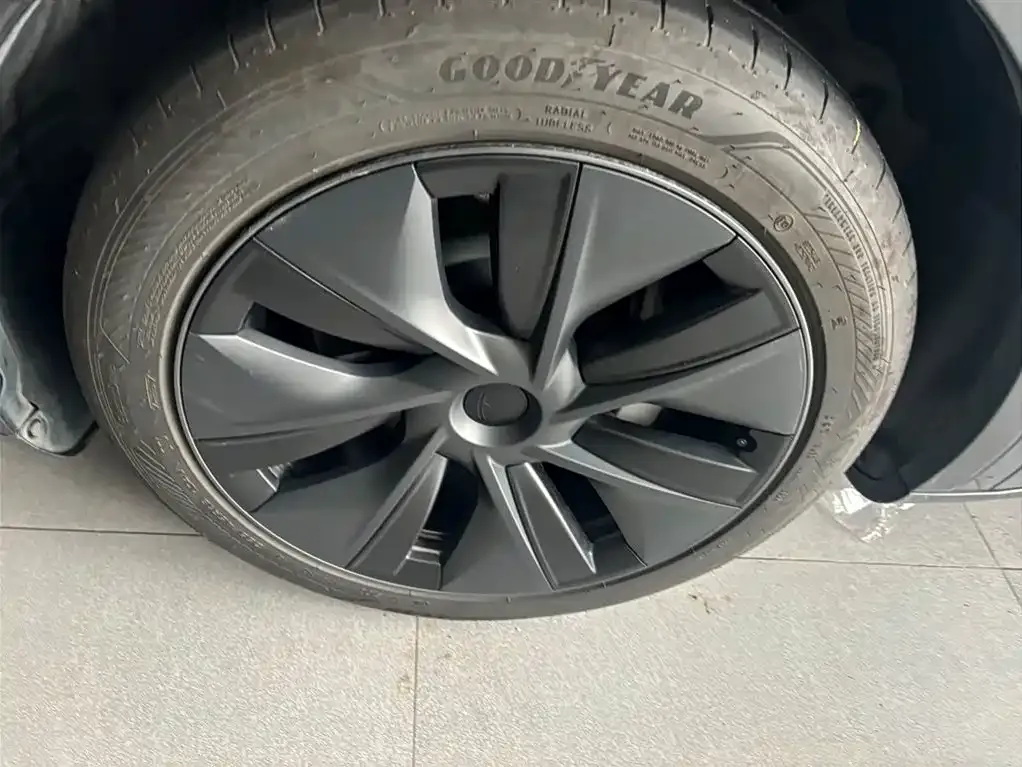 Tesla Model Y 2024 из CN, фото 7