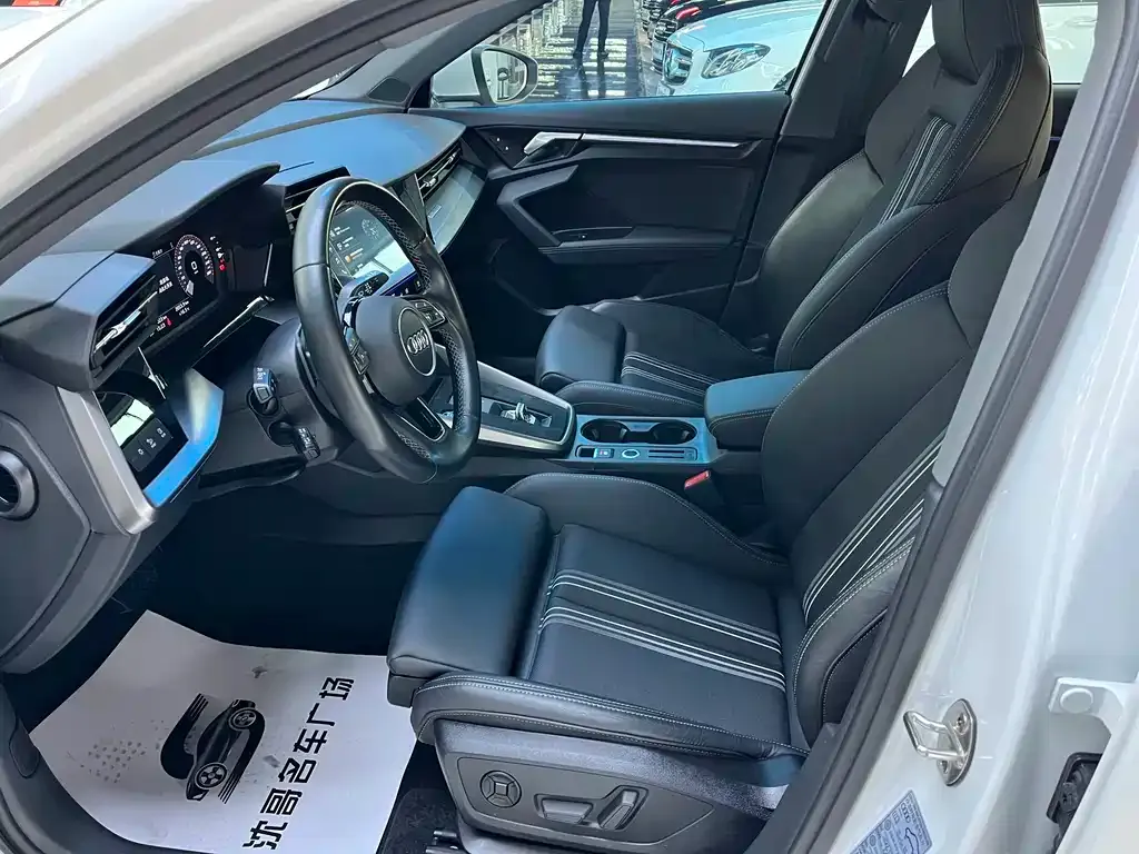 Audi A3 2024 из CN, фото 5