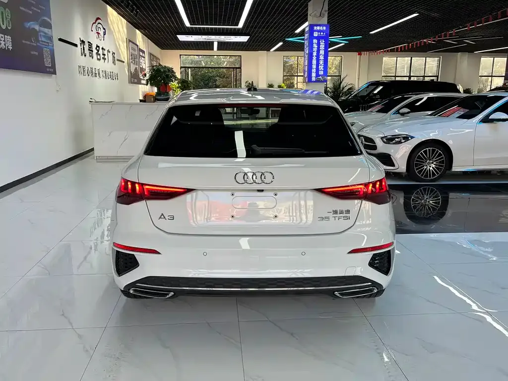 Audi A3 2024 из CN, фото 8