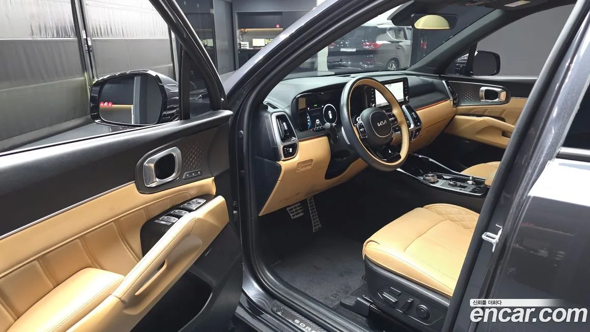 Kia Sorento — фото 10