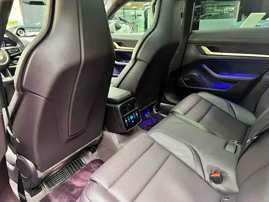 Porsche Taycan 2024 из CN, фото 7