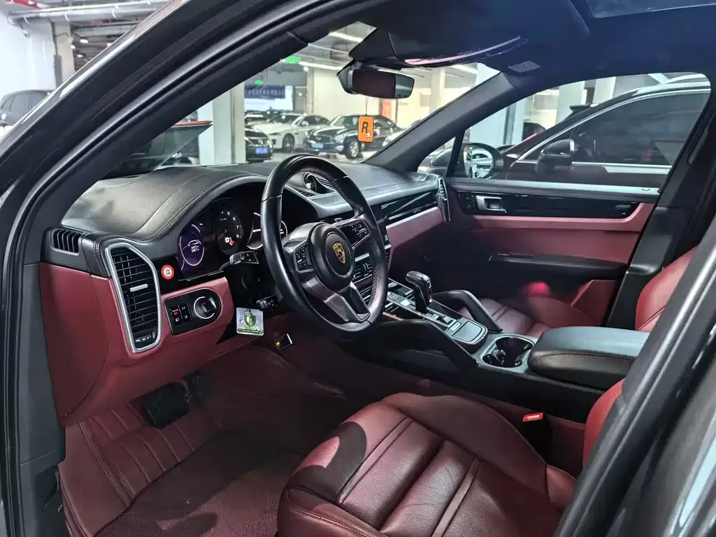Porsche Cayenne 2021 из CN, фото 9