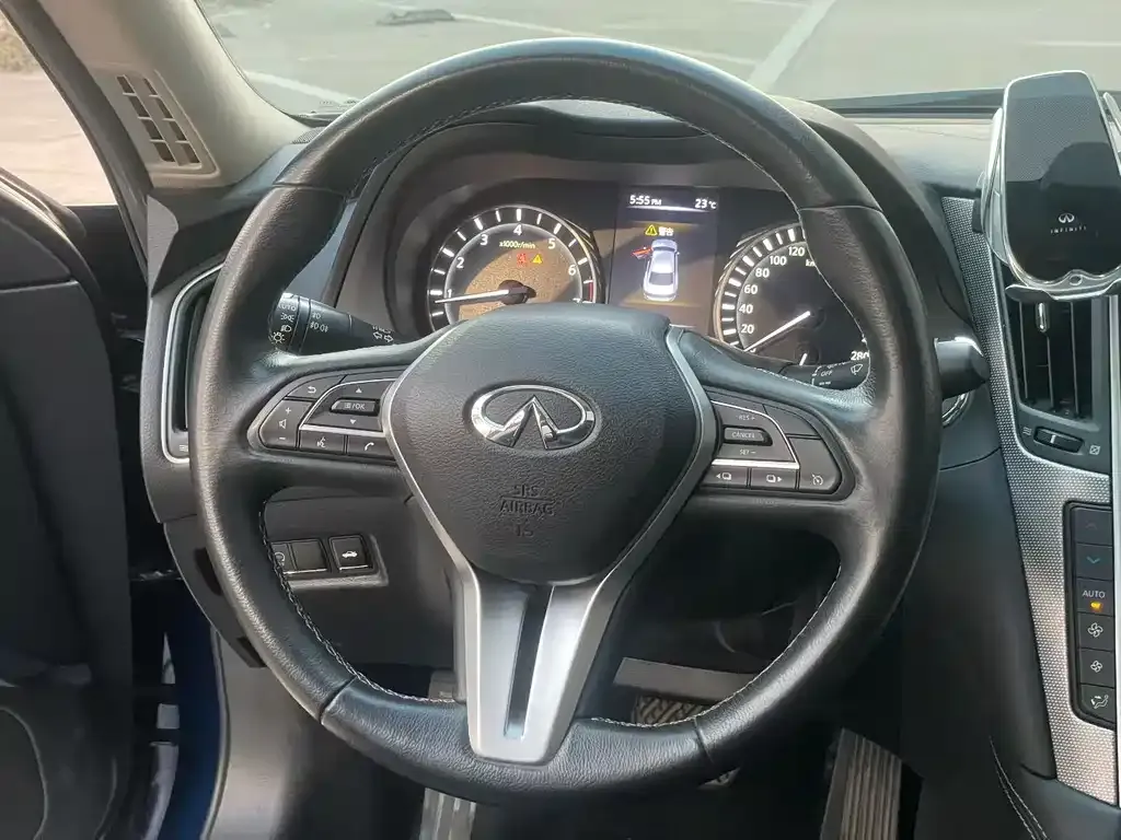 Infiniti Q50L 2022 из CN, фото 2