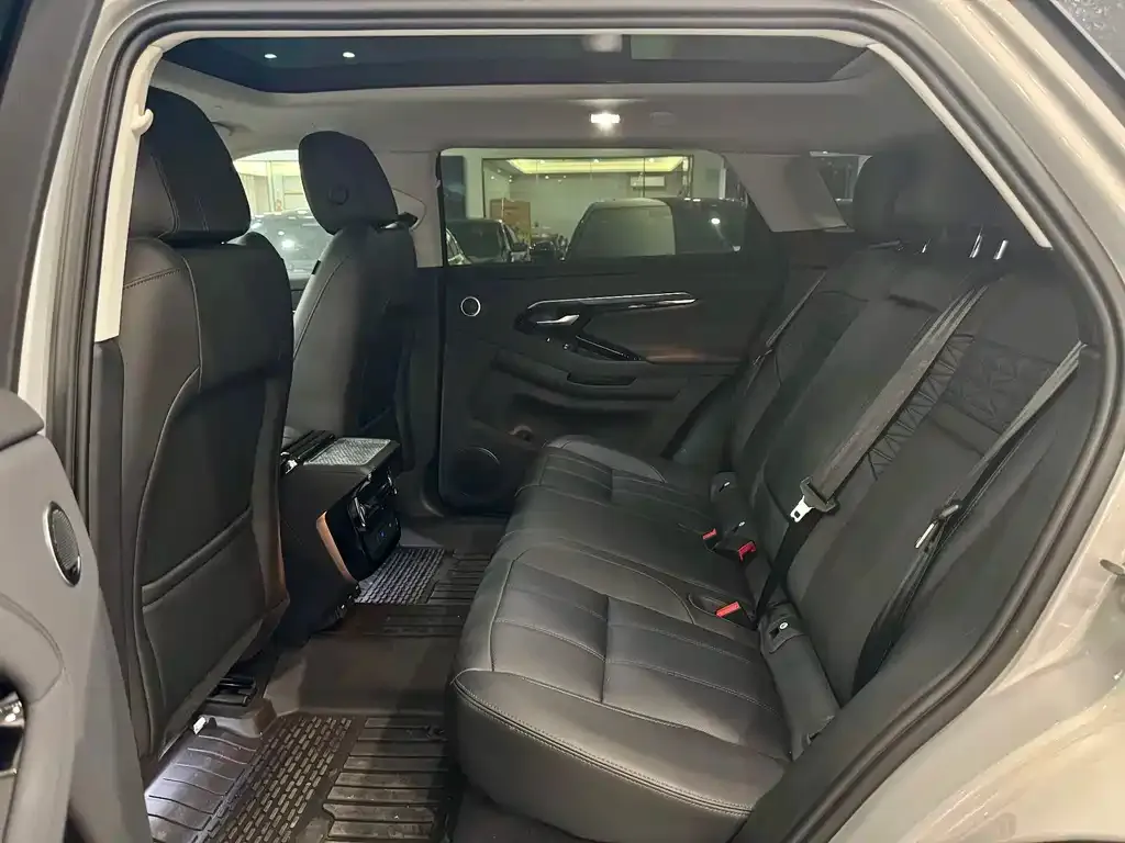 Land Rover Evoque 2024 из CN, фото 9
