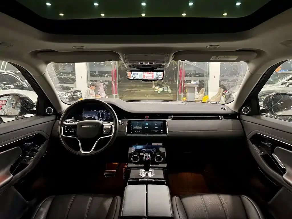 Land Rover Evoque 2024 из CN, фото 6