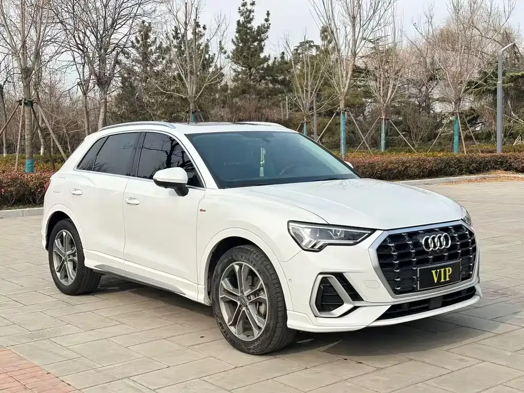 Audi Q3 — фото 9