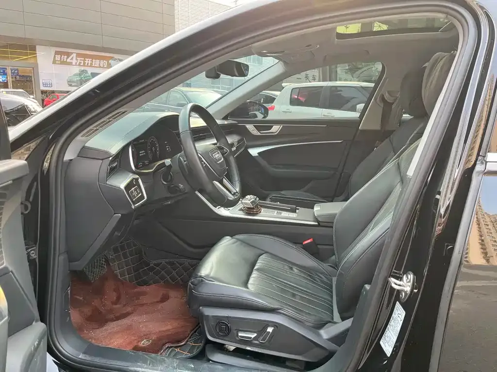 Audi A6L 2025 из CN, фото 5