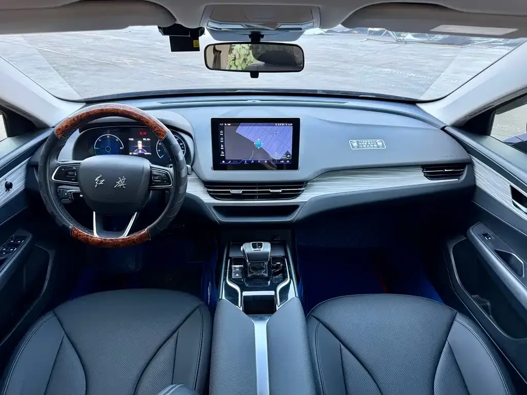 Hongqi E-QM5 2025 из CN, фото 6