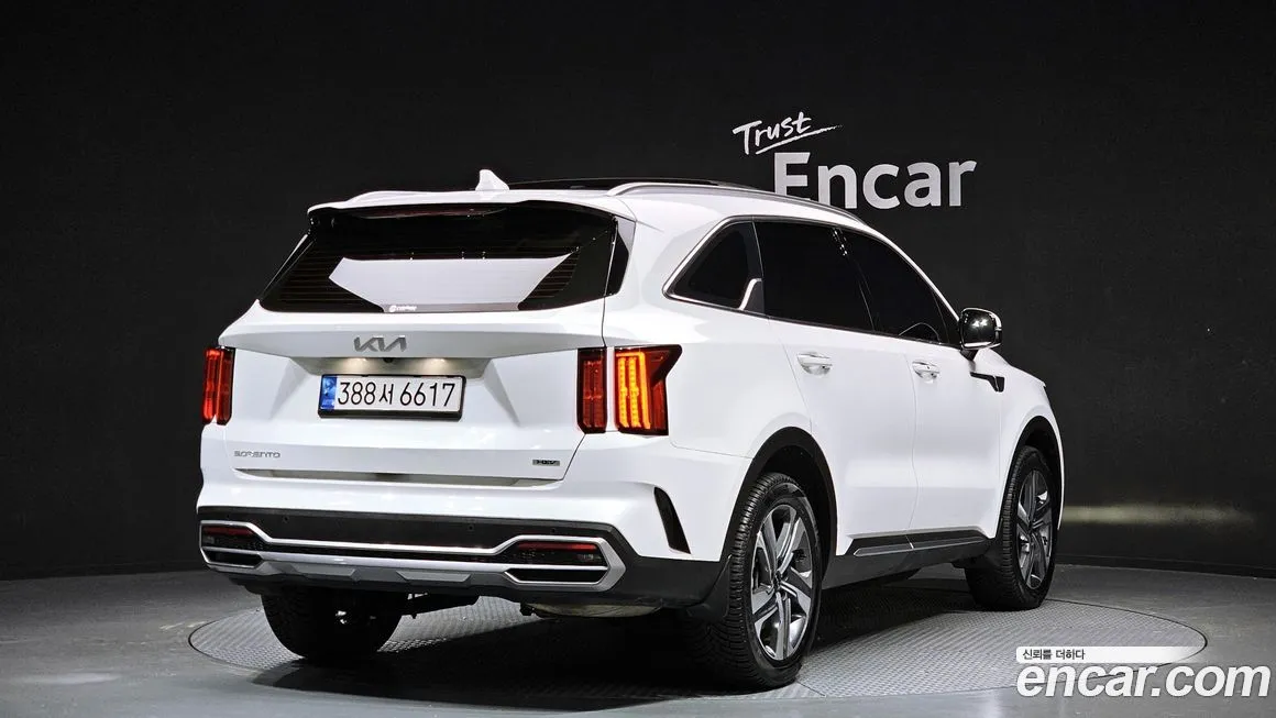 Kia Sorento — фото 3
