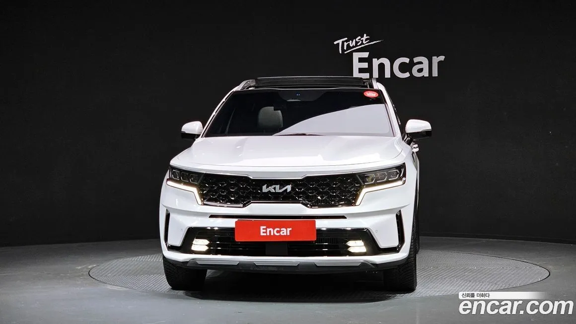 Kia Sorento — фото 5