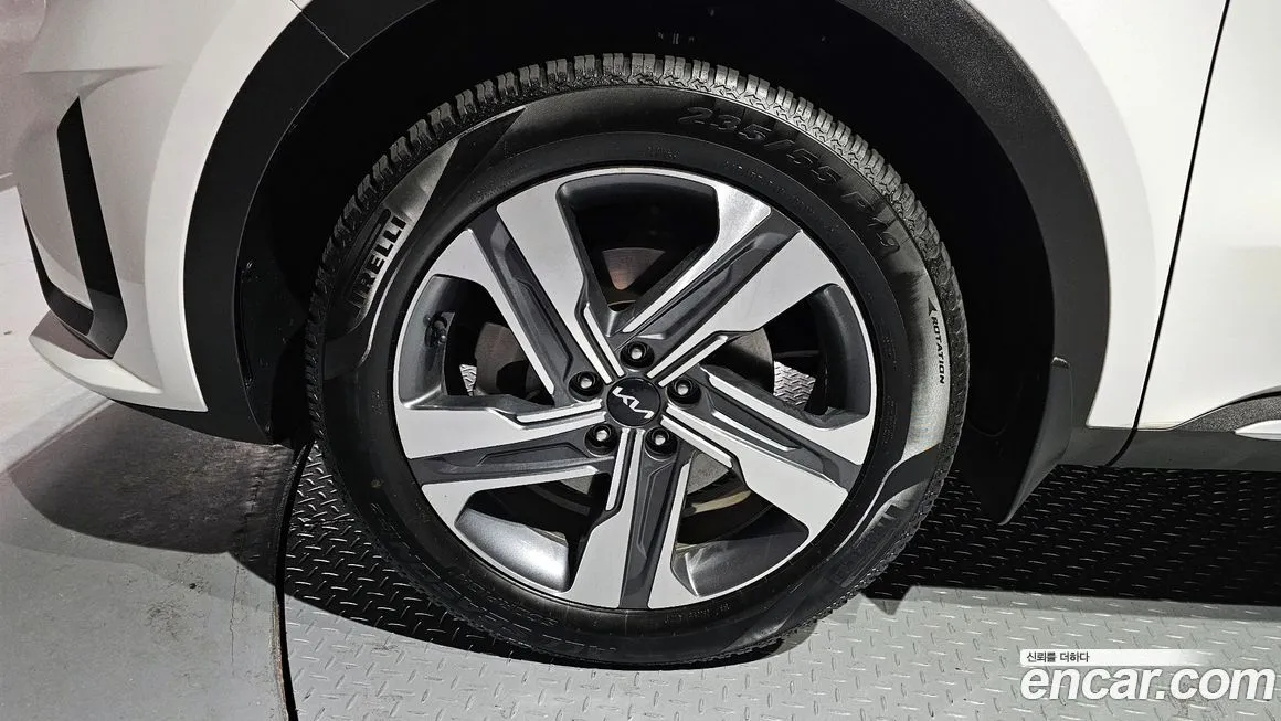 Kia Sorento — фото 6