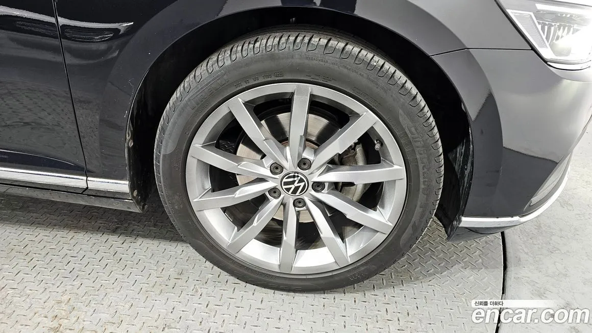 Volkswagen Passat — фото 4