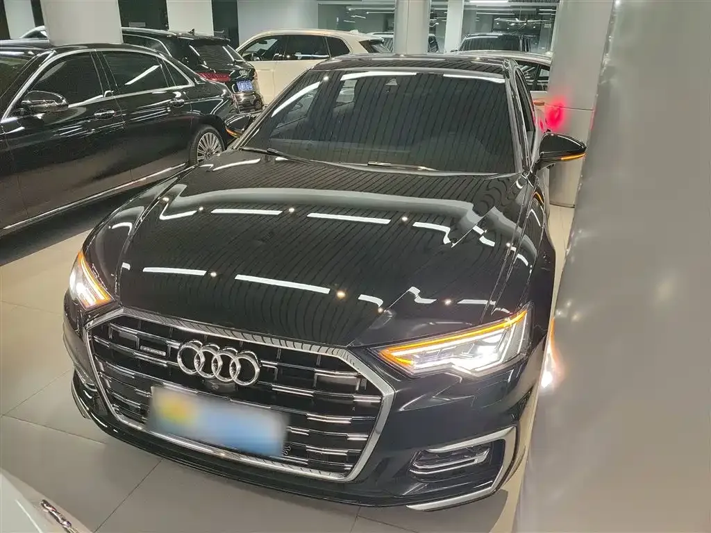 Audi A6L 2024 из CN, фото 1