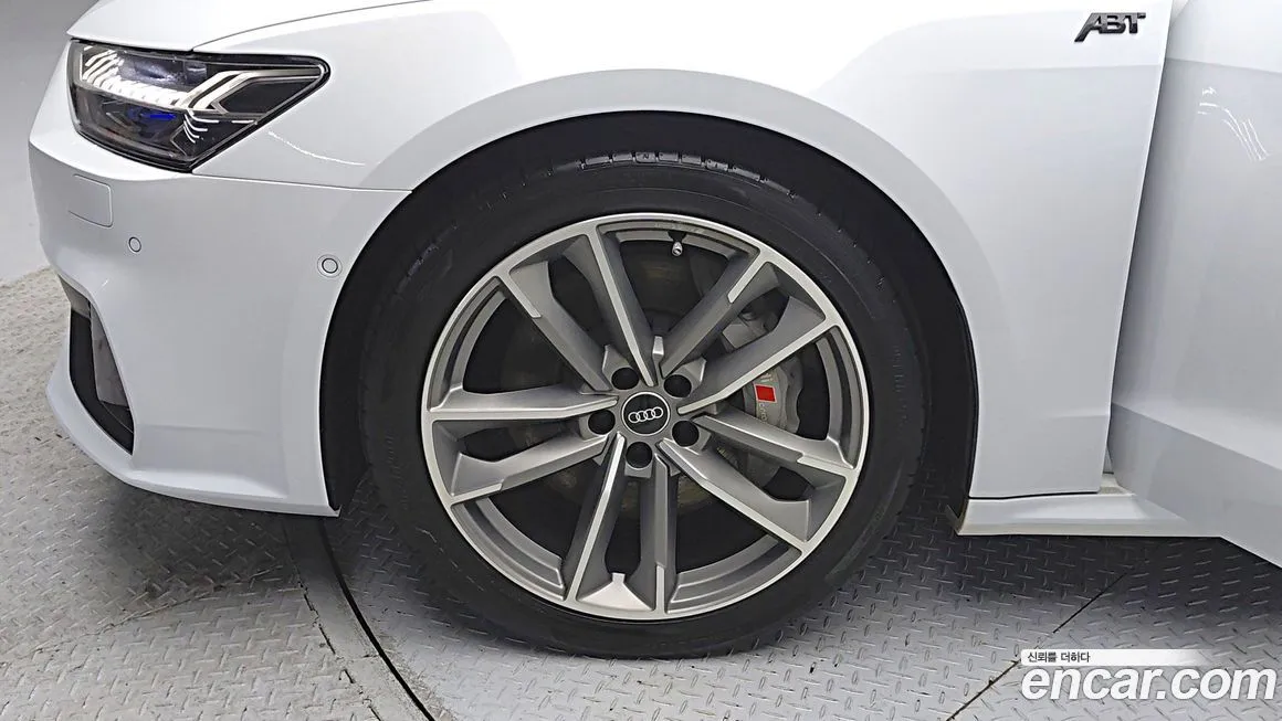 Audi A7 — фото 10