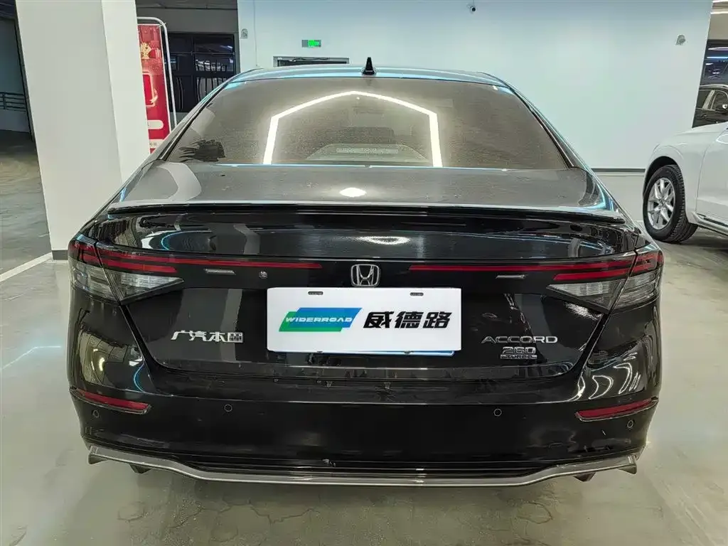 Honda Accord 2023 из CN, фото 5