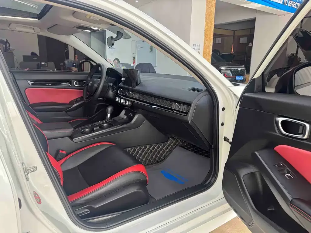 Honda Civic 2021 из CN, фото 10