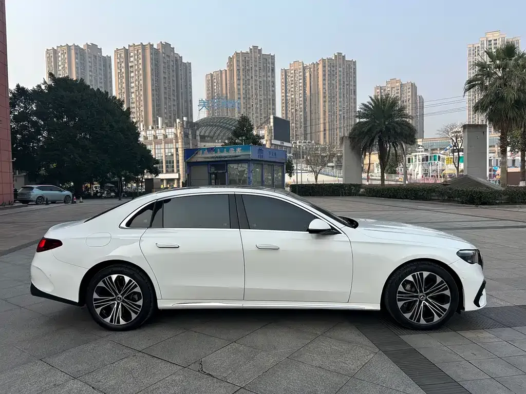 Mercedes-Benz E-Class New Energy 2025 из CN, фото 5