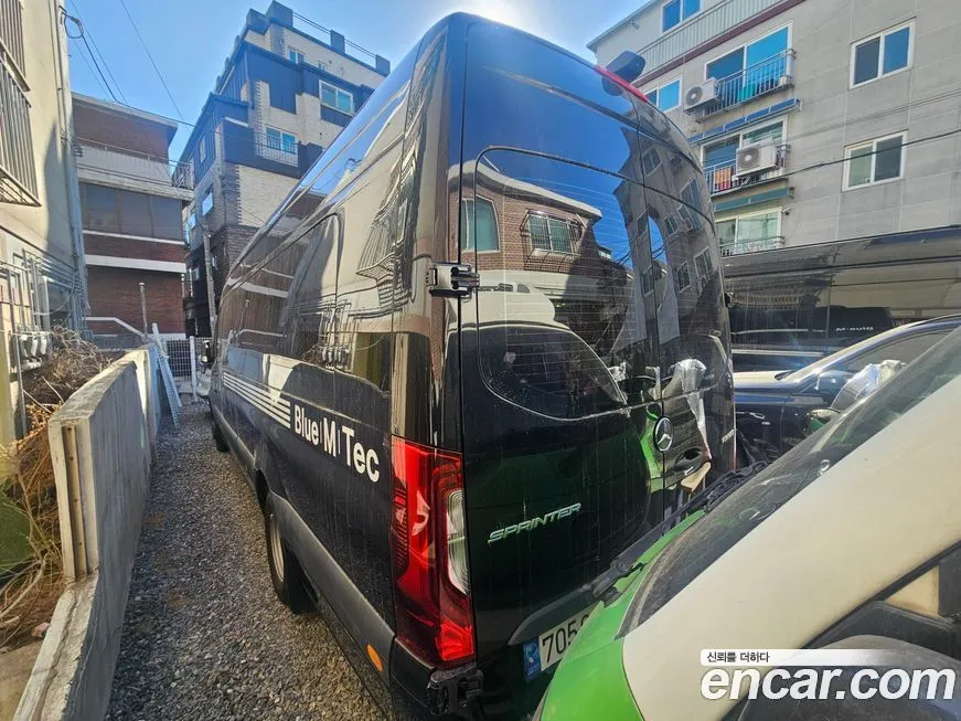 Mercedes-Benz Sprinter 2023 из KR, фото 7