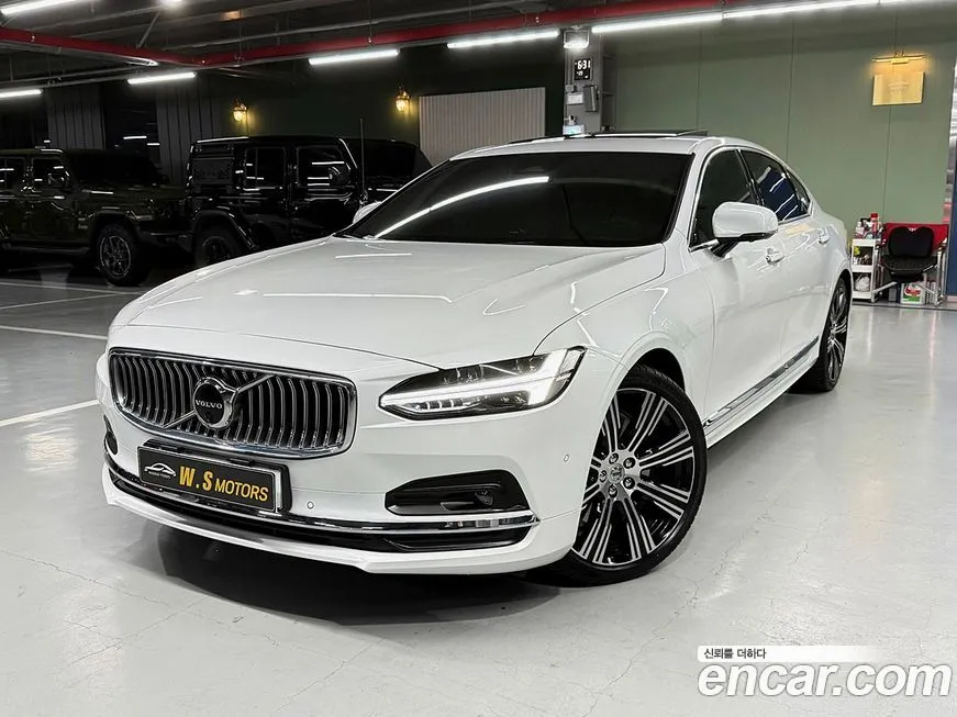Volvo S90 — фото 1