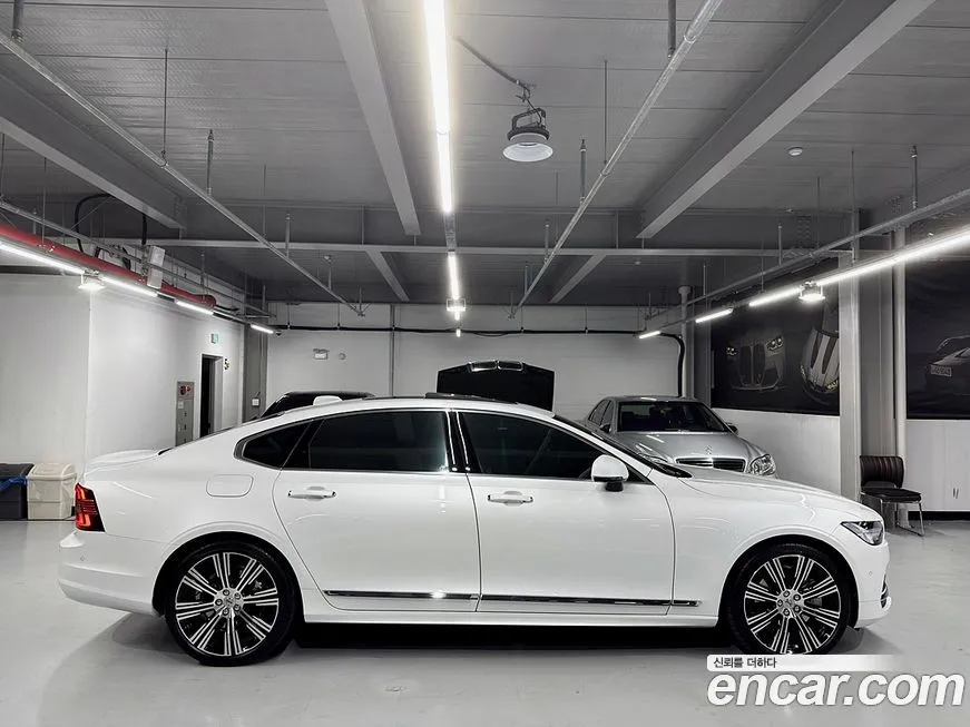 Volvo S90 — фото 8