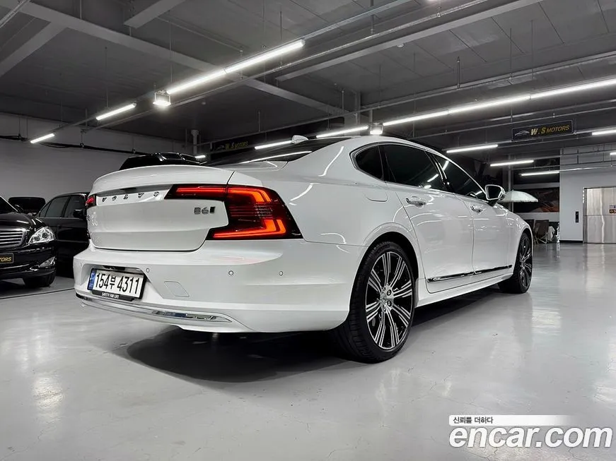 Volvo S90 — фото 3