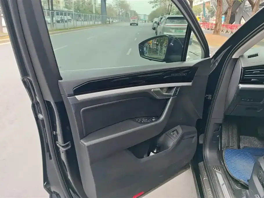 Volkswagen Touareg New Energy 2021 из CN, фото 8