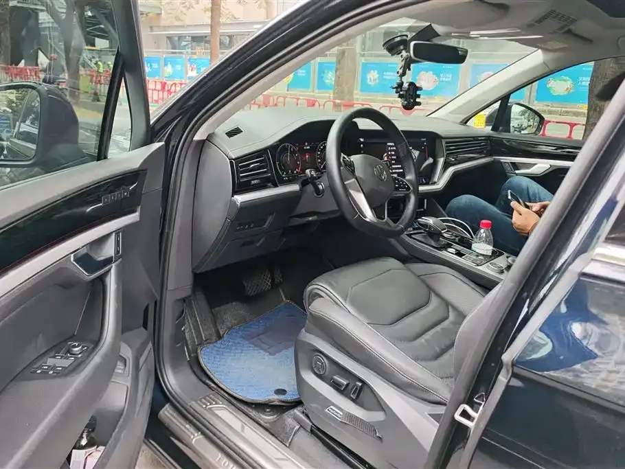 Volkswagen Touareg New Energy 2021 из CN, фото 2