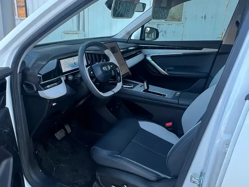 Geely Boyue L 2024 из CN, фото 4