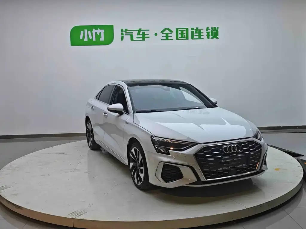 Audi A3 2023 из CN, фото 2