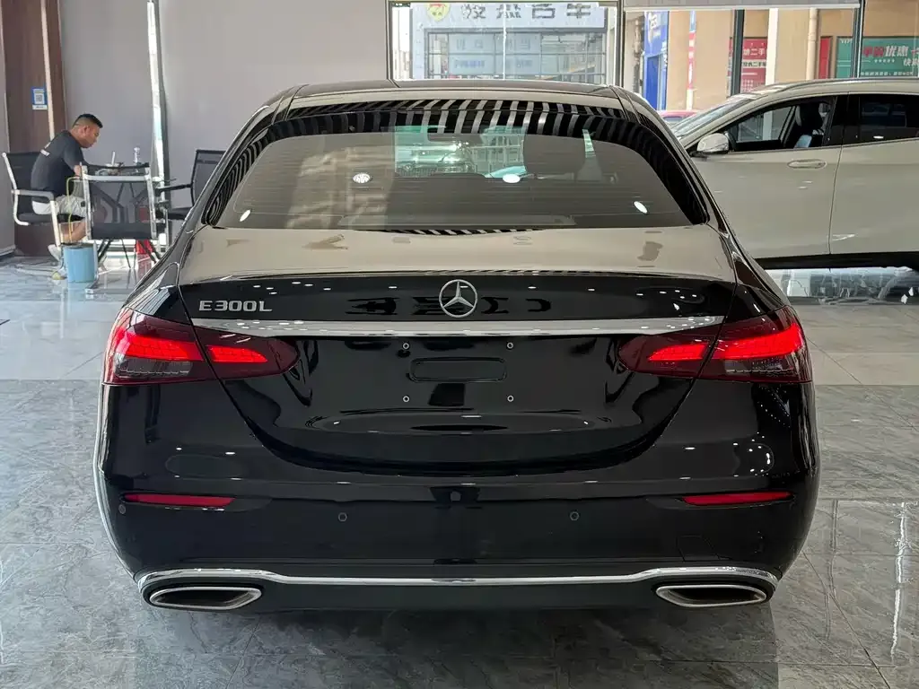 Mercedes-Benz E-Class 2023 из CN, фото 4