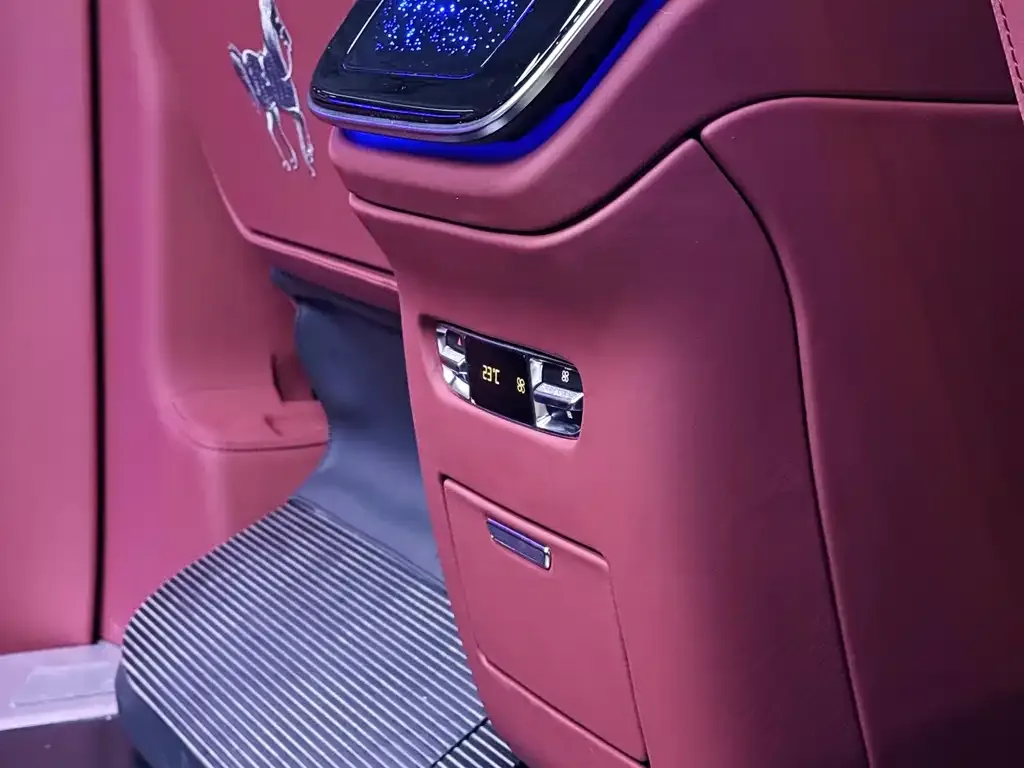 Mercedes-Benz Vito 2026 из CN, фото 3