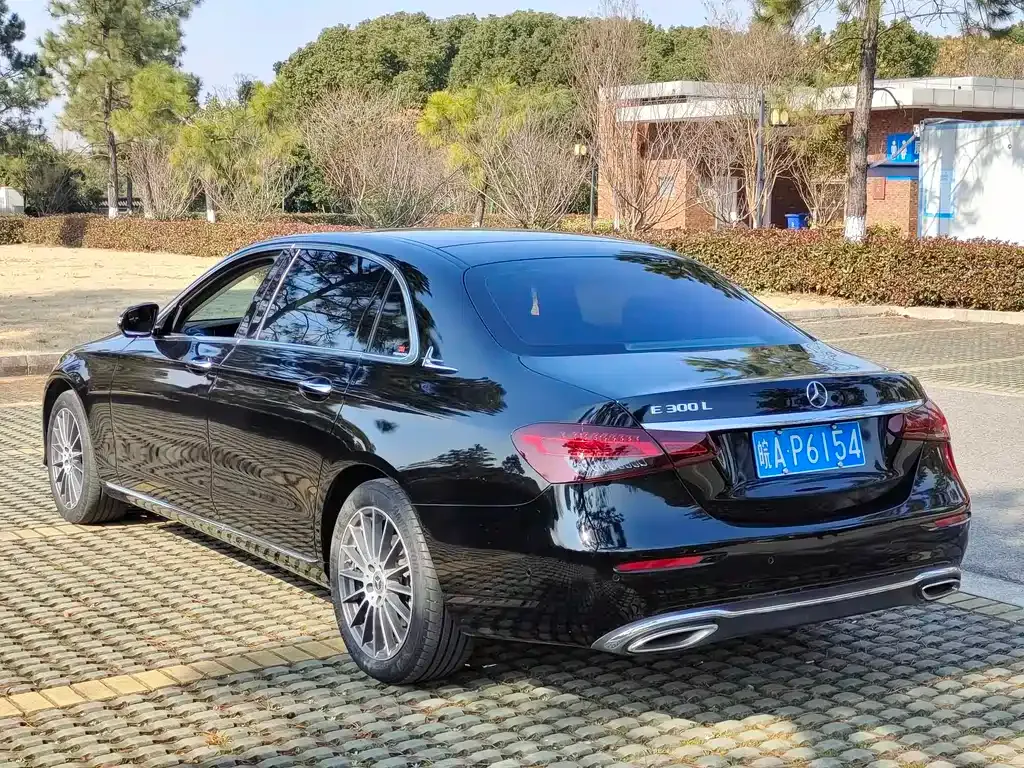 Mercedes-Benz E-Class 2022 из CN, фото 3