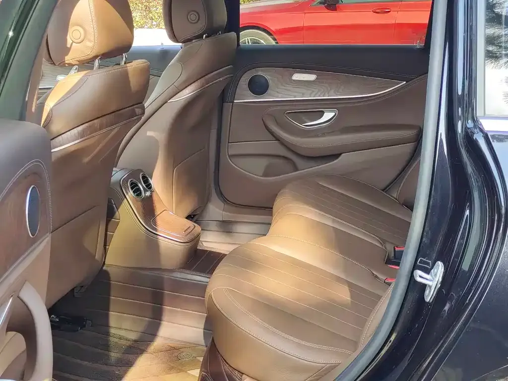 Mercedes-Benz E-Class 2022 из CN, фото 9