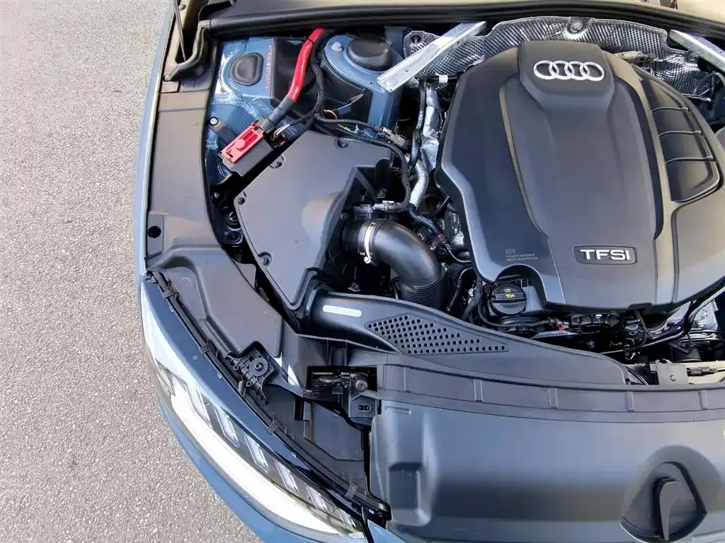 Audi A4L 2022 из CN, фото 10