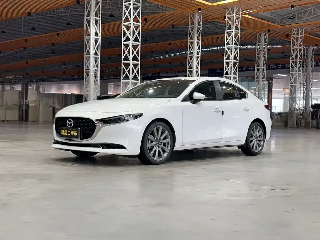 Mazda 3 Axela 2021 из CN, фото 1