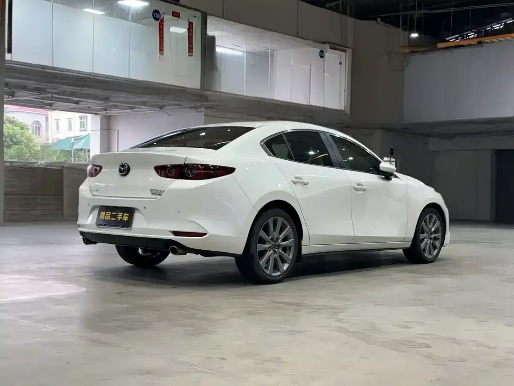 Mazda 3 Axela 2021 из CN, фото 2