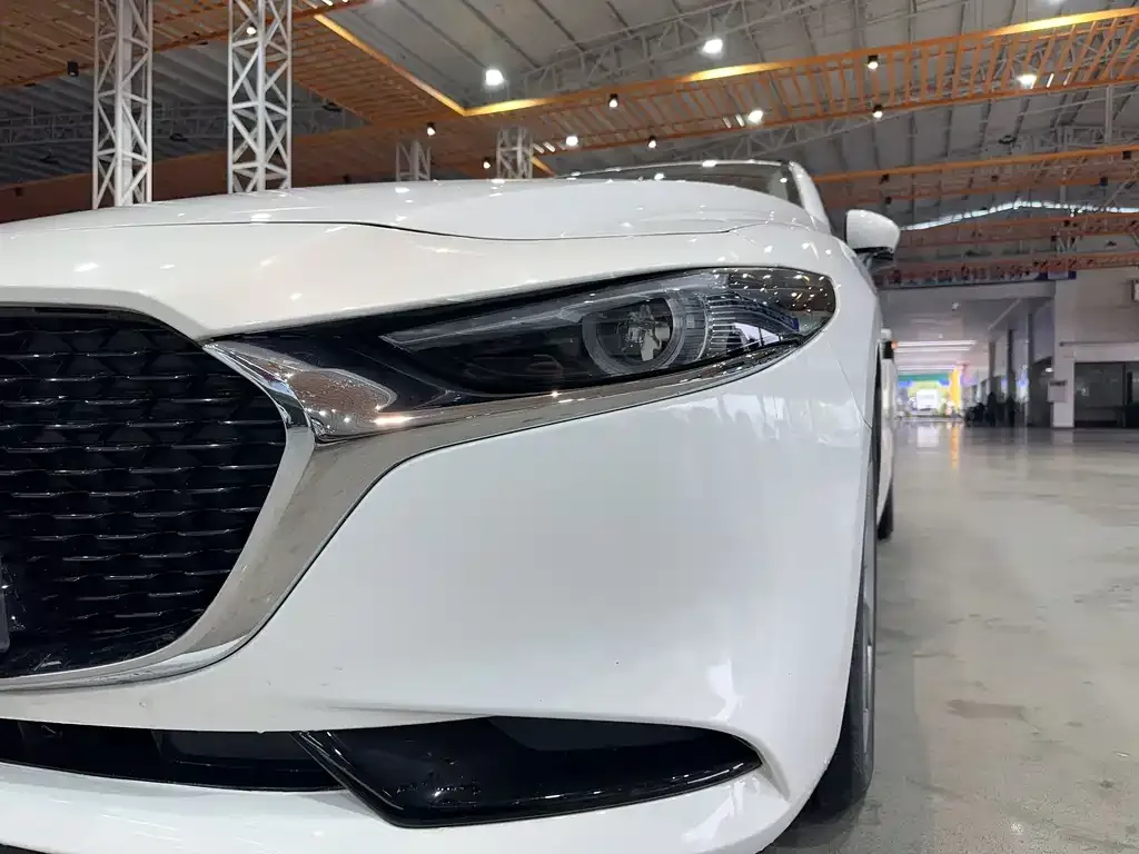 Mazda 3 Axela 2021 из CN, фото 9