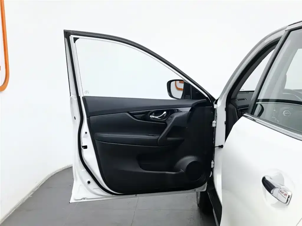 Nissan X-Trail 2025 из CN, фото 7