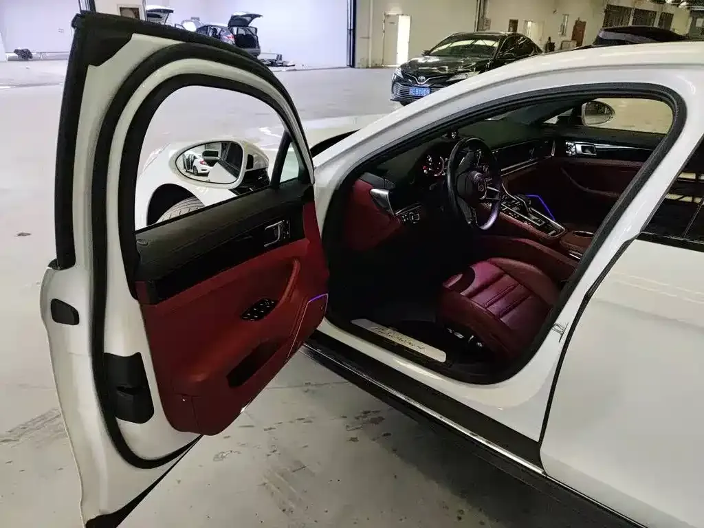 Porsche Panamera 2022 из CN, фото 5
