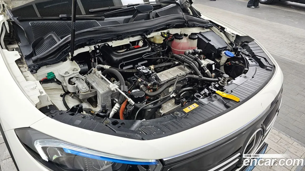 Mercedes-Benz EQA 2022 из KR, фото 8
