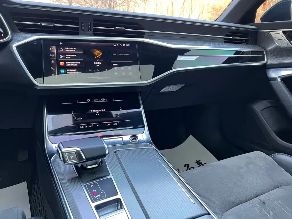 Audi A6L 2024 из CN, фото 4