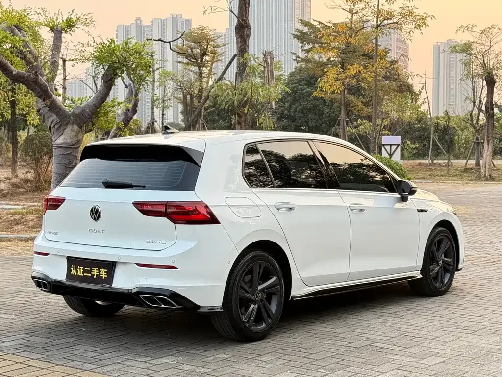 Volkswagen Golf 2022 из CN, фото 7