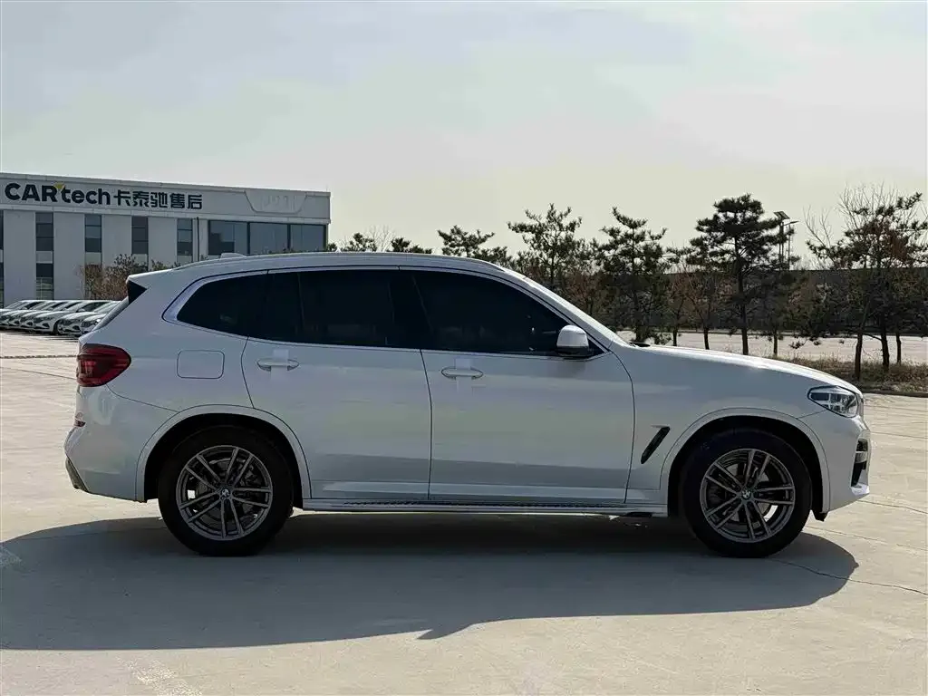 BMW X3 2021 из CN, фото 2