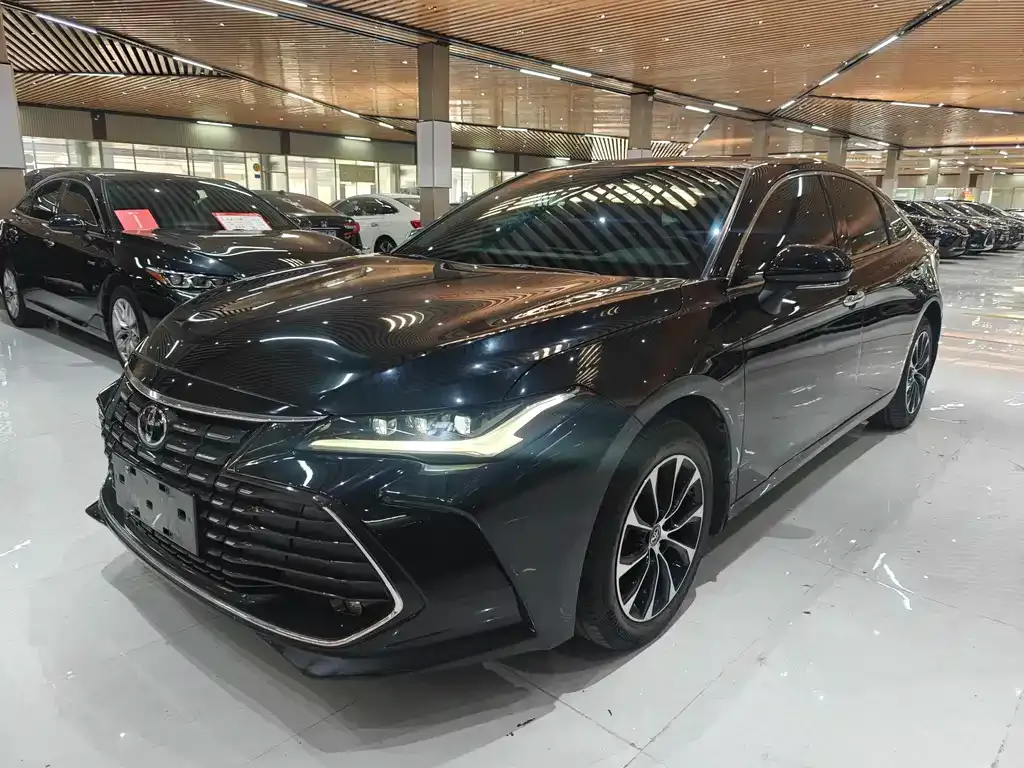 Toyota Avalon 2022 из CN, фото 1