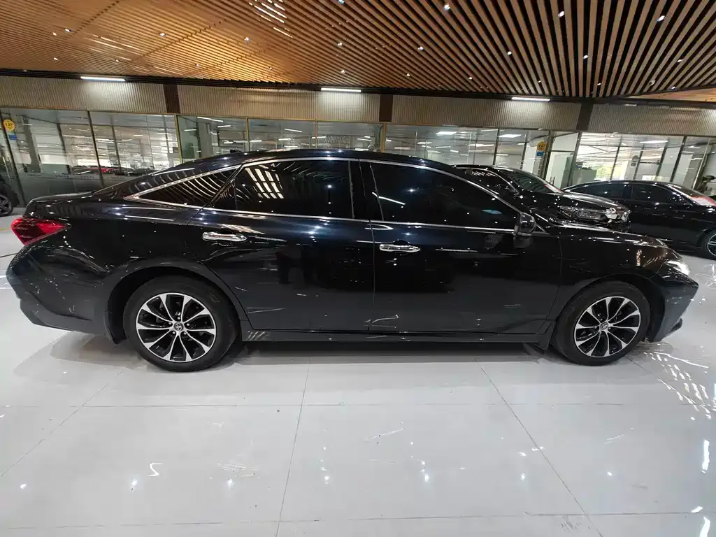 Toyota Avalon 2022 из CN, фото 4