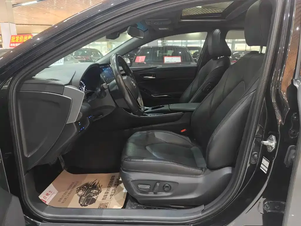 Toyota Avalon 2022 из CN, фото 9